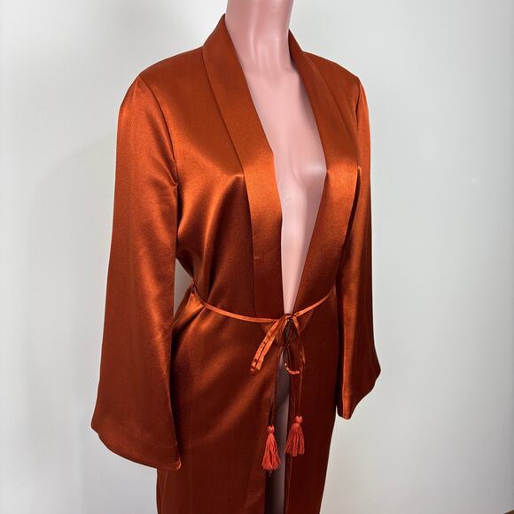 Tularosa (Revolve) Lani Satin Jacket Robe Kimono Bronze Orange XS flare sleeve - Picture 5 of 12